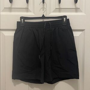 Lululemon Short 5”